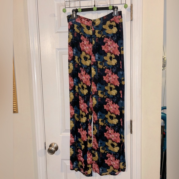 A&F trouser RARE🤫✨ - Picture 2 of 4